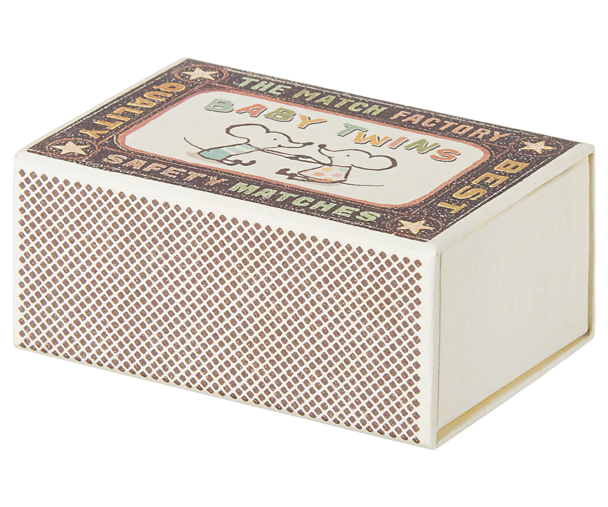 Tvillingar, Baby möss i tändsticksask