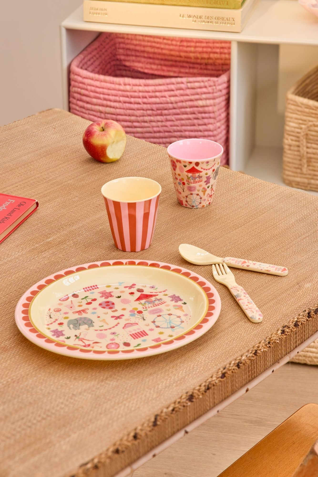 Tallrik Barn Fun Fair Rosa