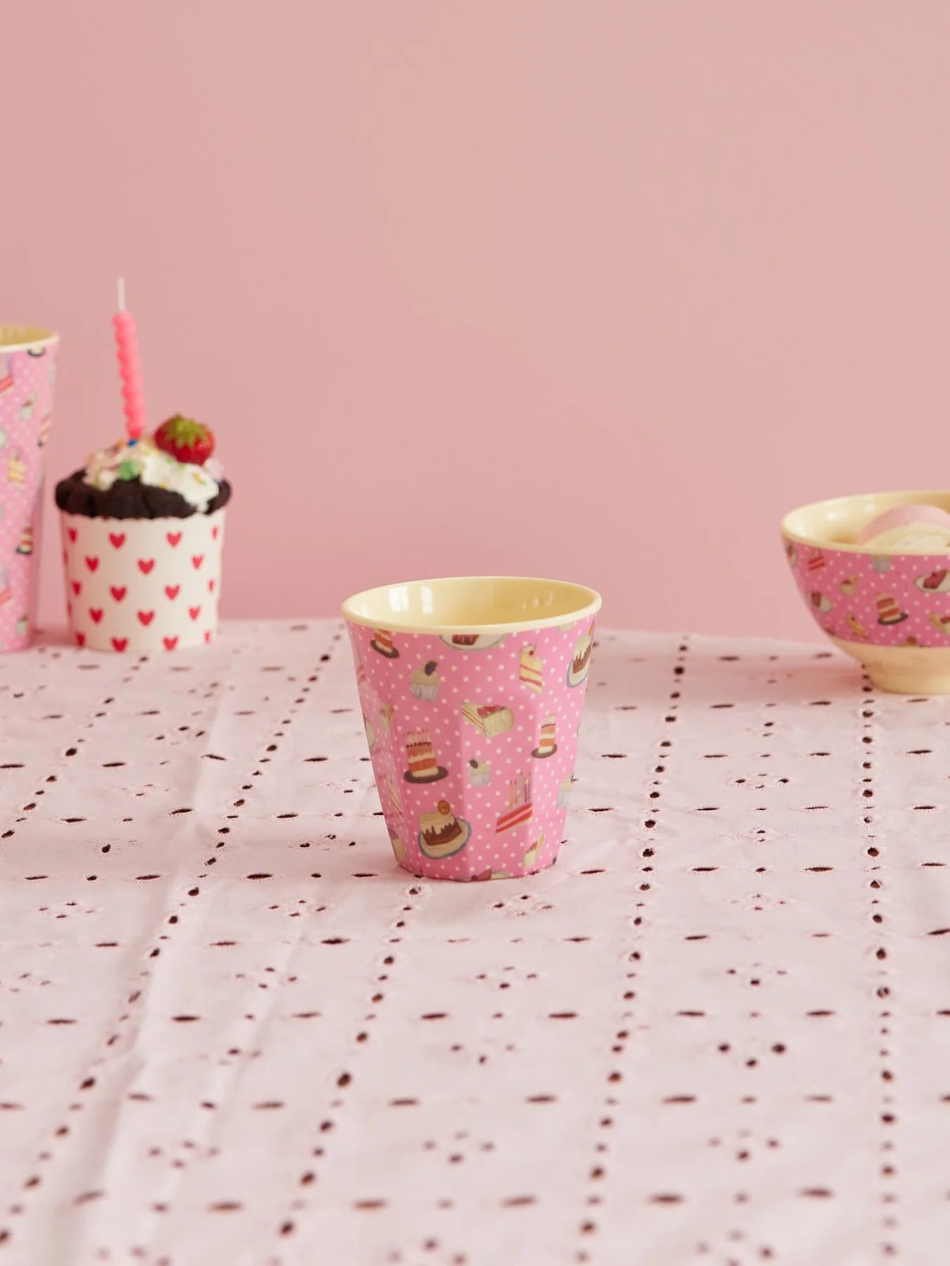 Mugg mellan Sweet Cake